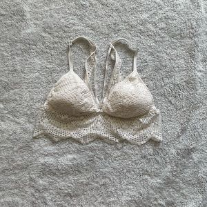 NWOT lightly lined bralette